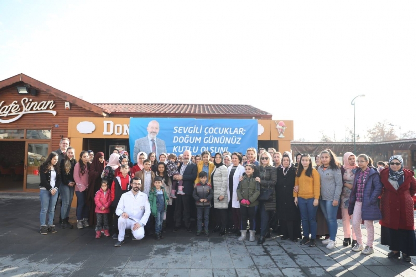 GÖNÜLLERİN BELEDİYESİ KOCASİNAN’DAN TÜRKİYE’DE YİNE BİR İLK