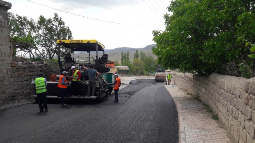KOCASİNAN, KIRSAL MAHALLELERDE HİZMET REKORU KIRIYOR
