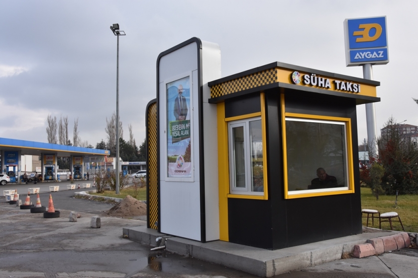 KOCASİNAN BELEDİYESİ 21 TAKSİ DURAĞINI YENİLEDİ