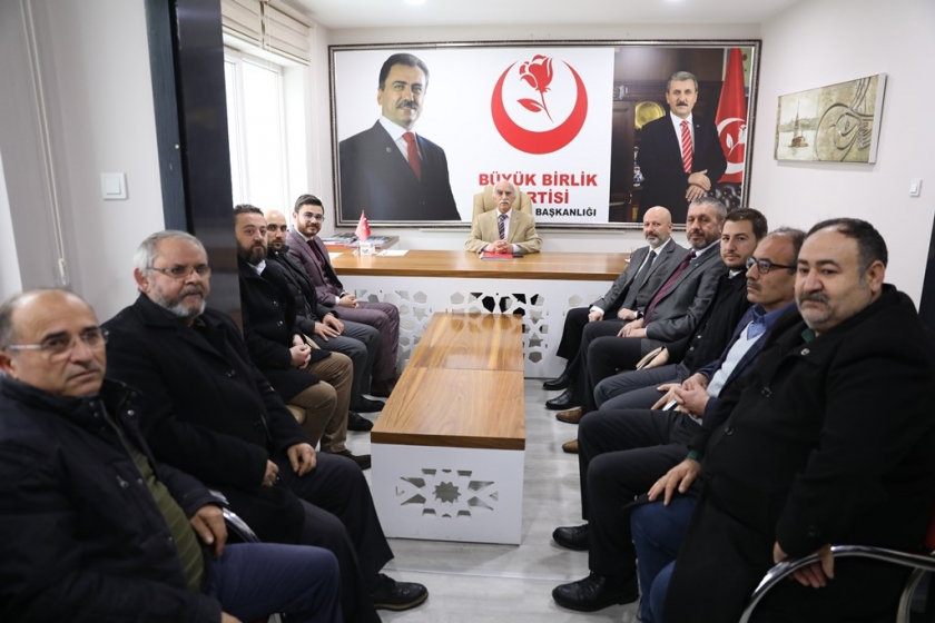 BAŞKAN ÇOLAKBAYRAKDAR’DAN BİRLİK VE BERABERLİK MESAİSİ
