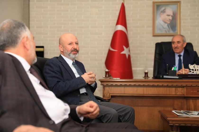 BAŞKAN ÇOLAKBAYRAKDAR’DAN SANAYİ ESNAFINA MÜJDE