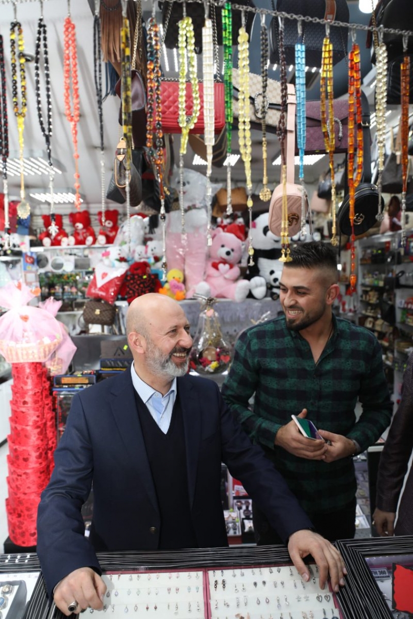 BAŞKAN ÇOLAKBAYRAKDAR’A ESNAFLARDAN TAM DESTEK