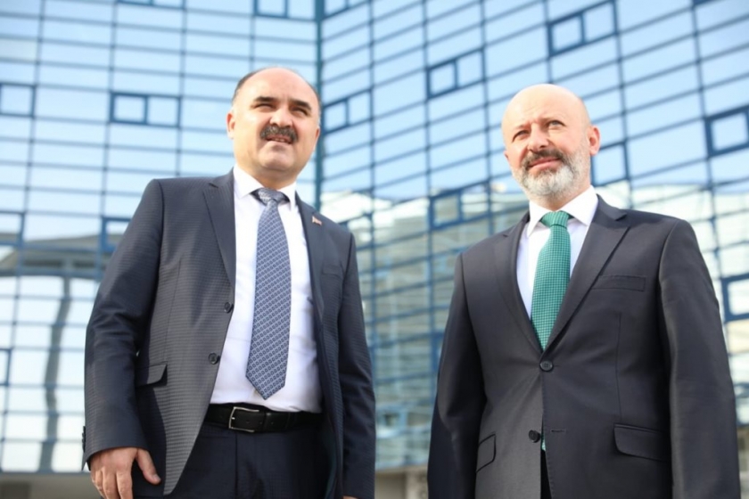 BAŞKAN ÇOLAKBAYRAKDAR, VALİ ŞEHMUS GÜNAYDIN’I MİSAFİR ETTİ