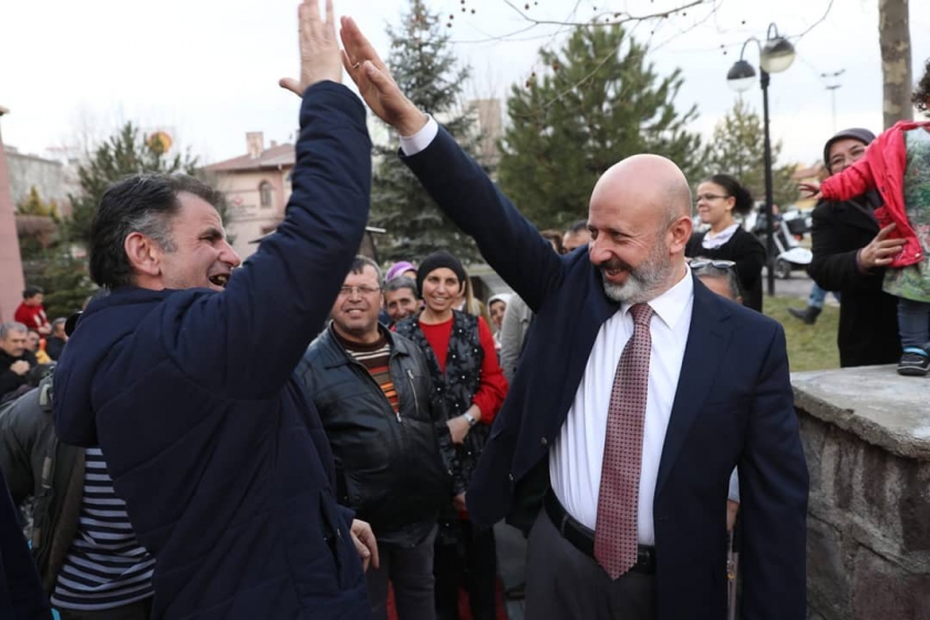  BAŞKAN ÇOLAKBAYRAKDAR, “TOPLUMUN HER KESİMİNE HİZMET ÜRETİYORUZ”