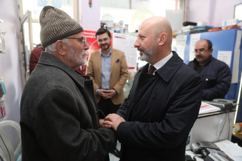 VATANDAŞLARDAN BAŞKAN ÇOLAKBAYRAKDAR’A HİZMET TEŞEKKÜRÜ