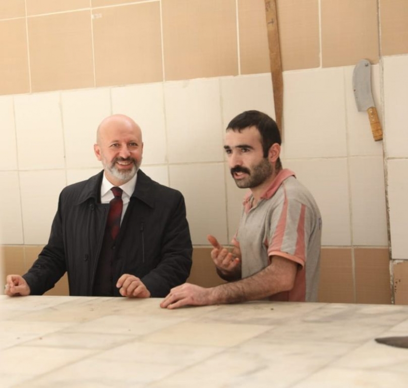 VATANDAŞLARDAN BAŞKAN ÇOLAKBAYRAKDAR’A HİZMET TEŞEKKÜRÜ
