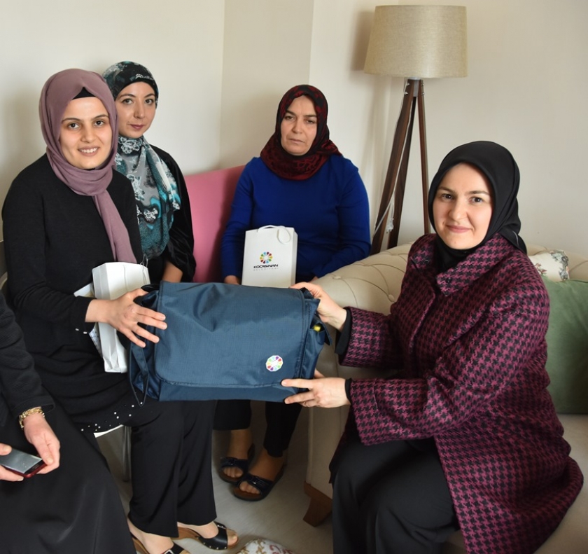 KOCASİNAN’DA ÇALINMADIK KAPI GİRİLMEDİK GÖNÜL KALMIYOR