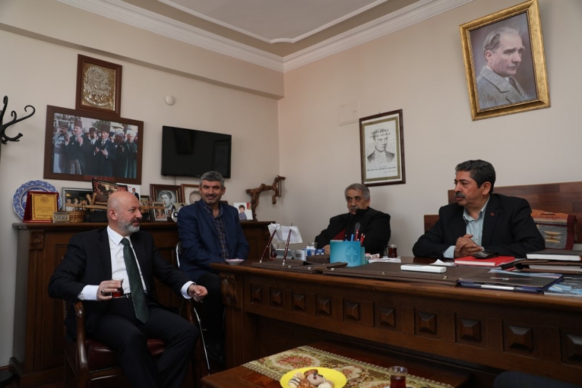 BAŞKAN ÇOLAKBAYRAKDAR, “KOCASİNAN’I HER ALANDA KALKINDIRIYORUZ”