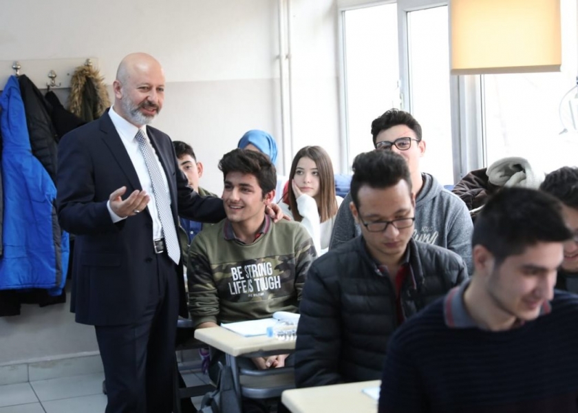 BAŞKAN ÇOLAKBAYRAKDAR “KOCASİNAN’IN GELECEĞİNİ ŞEKİLLENDİRİYORUZ”