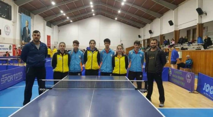 KOCASİNAN’IN MASA TENİSİ B TAKIMI İLK YARIYI LİDER TAMAMLADI