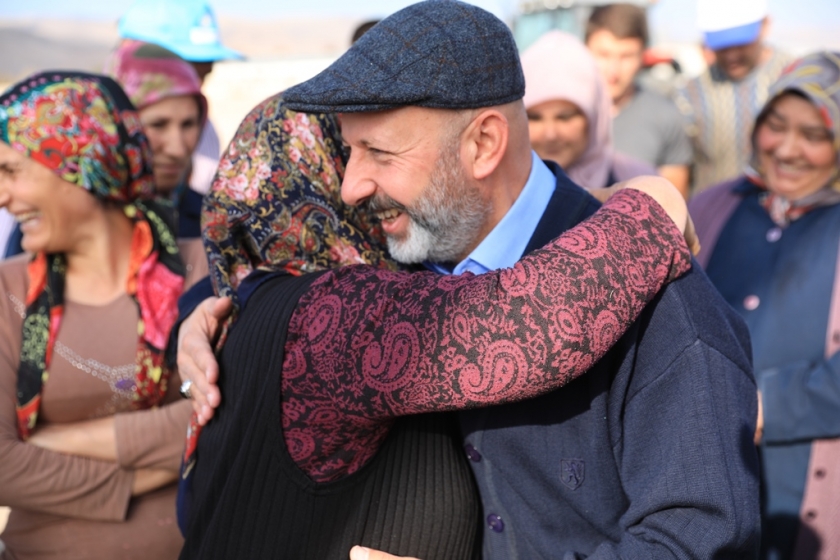BAŞKAN ÇOLAKBAYRAKDAR, “PROJELERİMİZDE KADINLARA HER ZAMAN POZİTİF AYRIMCILIK YAPIYORUZ”
