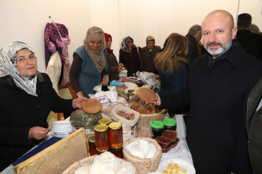 BAŞKAN ÇOLAKBAYRAKDAR, “PROJELERİMİZDE KADINLARA HER ZAMAN POZİTİF AYRIMCILIK YAPIYORUZ”
