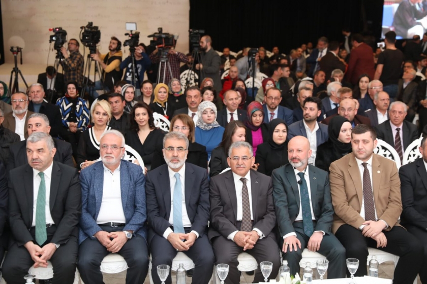 BAŞKAN ÇOLAKBAYRAKDAR, KOCASİNAN İÇİN VİZYONEL PROJELERİNİ AÇIKLADI