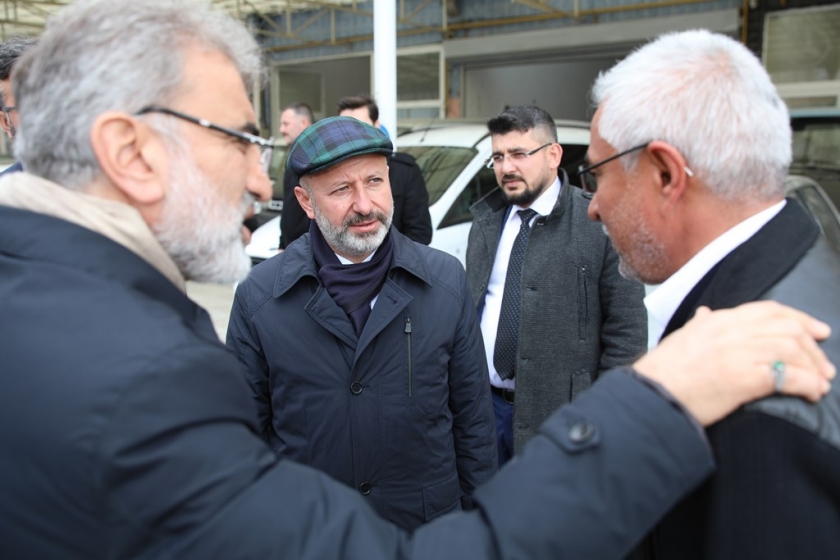 BAŞKAN ÇOLAKBAYRAKDAR, “PROJELERİMİZLE ESNAFIN HİZMET STANDARTLARINI YÜKSELTİYORUZ”
