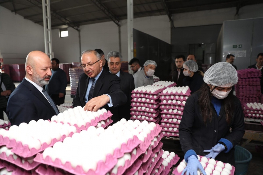 BAŞKAN ÇOLAKBAYRAKDAR, “PROJELERİMİZLE ESNAF VE VATANDAŞLARIMIZIN GÖNÜLLERİNE DOKUNUYORUZ”