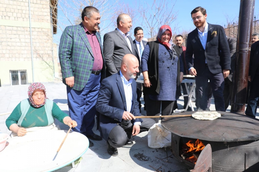 BAŞKAN ÇOLAKBAYRAKDAR’DAN KIRSALA HİZMET SEFERBERLİĞİ DEVAM EDİYOR