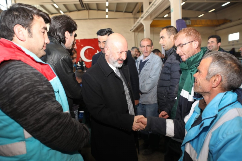   BAŞKAN ÇOLAKBAYRAKDAR, “ÇALIŞANLARIMIZLA ÜLKEMİZE BÜYÜK HİZMETLER ÜRETİYORUZ”