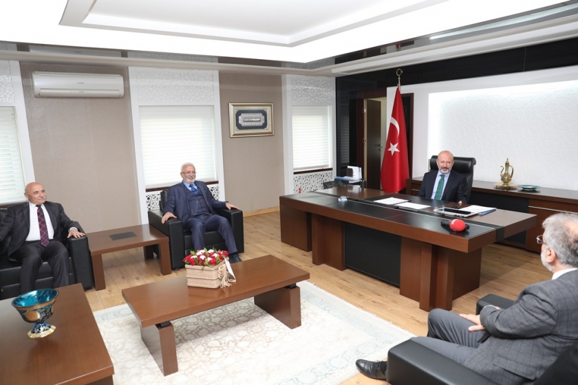 BAŞKAN ÇOLAKBAYRAKDAR’A HAYIRLI OLSUN ZİYARETİ