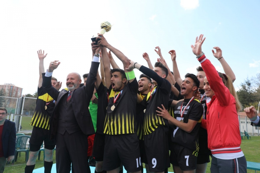 KOCASİNAN’DA LİSELER ARASI FUTBOL TURNUVASINDA BİRLİK VE BERABERLİK VURGUSU
