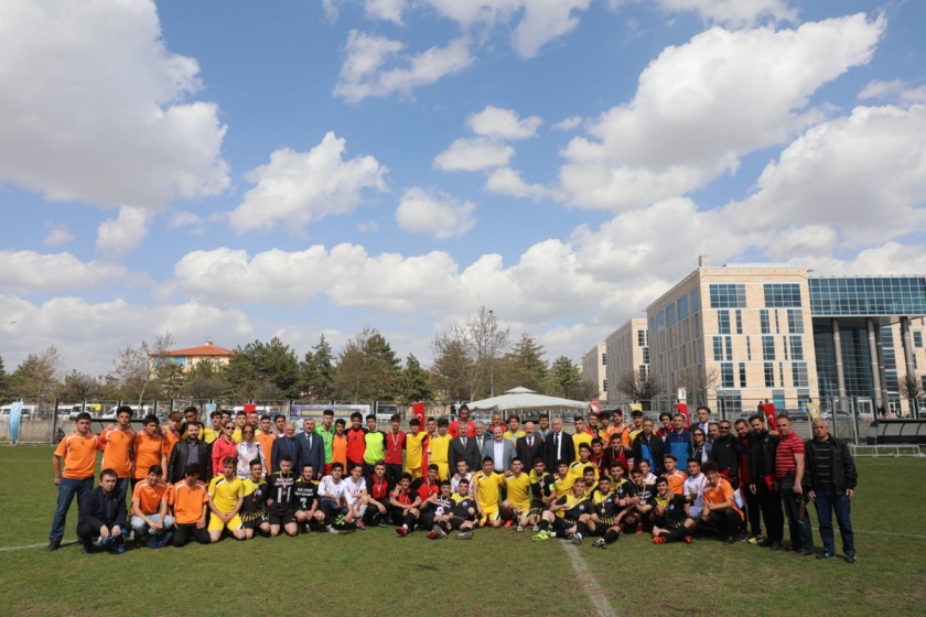 KOCASİNAN’DA LİSELER ARASI FUTBOL TURNUVASINDA BİRLİK VE BERABERLİK VURGUSU