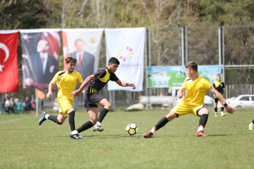 KOCASİNAN’DA LİSELER ARASI FUTBOL TURNUVASINDA BİRLİK VE BERABERLİK VURGUSU