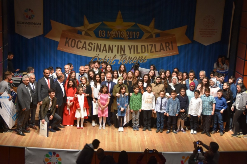 KOCASİNAN’IN YILDIZLARI ÖDÜL TÖRENİNİN BU YIL İKİNCİSİ DÜZENLENDİ