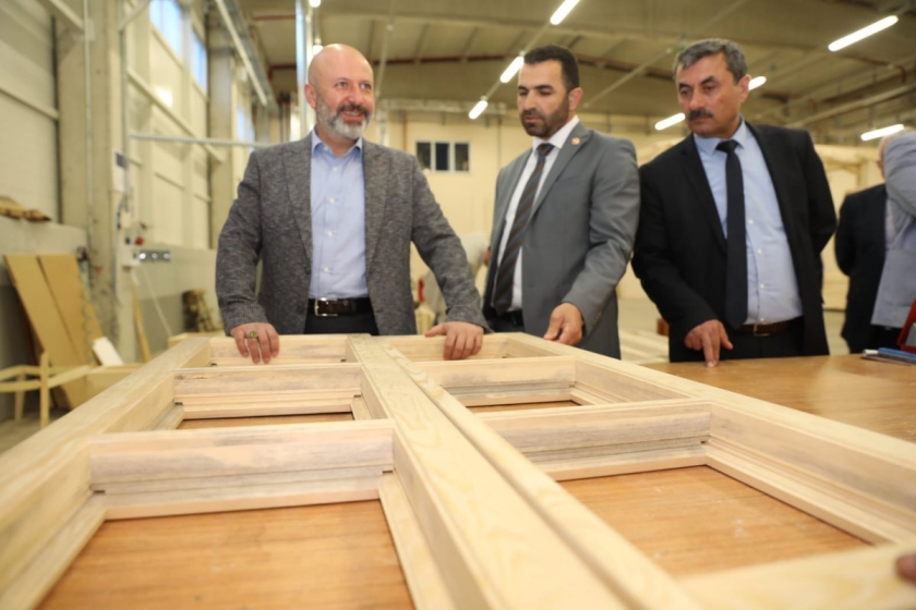 BAŞKAN ÇOLAKBAYRAKDAR, “MOBİTEK, TÜRKİYEDE MOBİLYANIN GELECEĞİNE YÖN VERECEK”