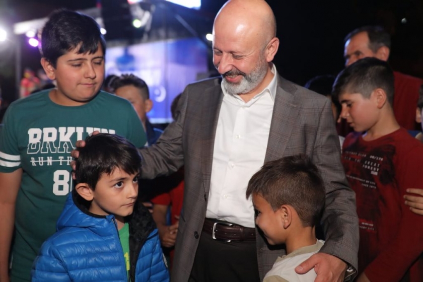 BAŞKAN ÇOLAKBAYRAKDAR, RAMAZAN COŞKUSUNU VATANDAŞLARLA BİRLİKTE YAŞIYOR