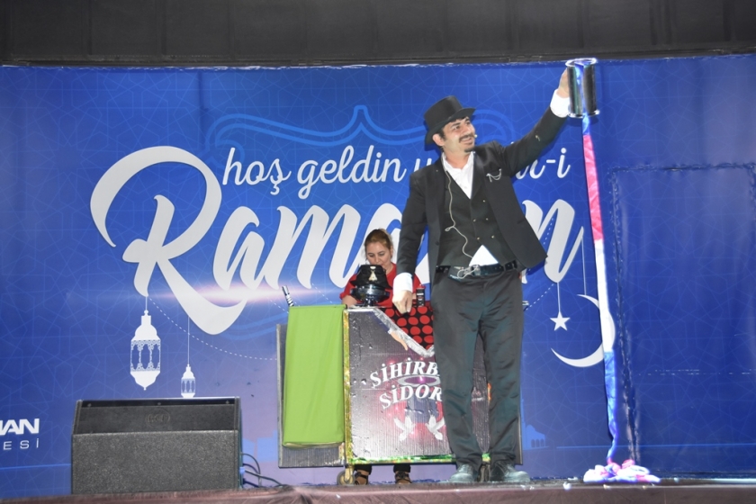 BAŞKAN ÇOLAKBAYRAKDAR, RAMAZAN COŞKUSUNU VATANDAŞLARLA BİRLİKTE YAŞIYOR