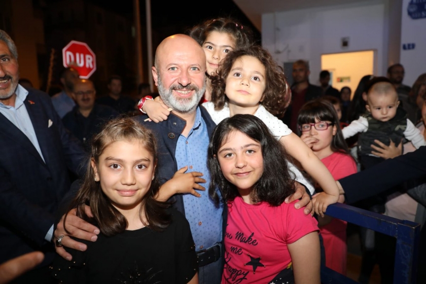 BAŞKAN ÇOLAKBAYRAKDAR, “RAMAZANDA 7’DEN 70’E HERKESE KEYİFLİ AKŞAMLAR YAŞATIYORUZ”