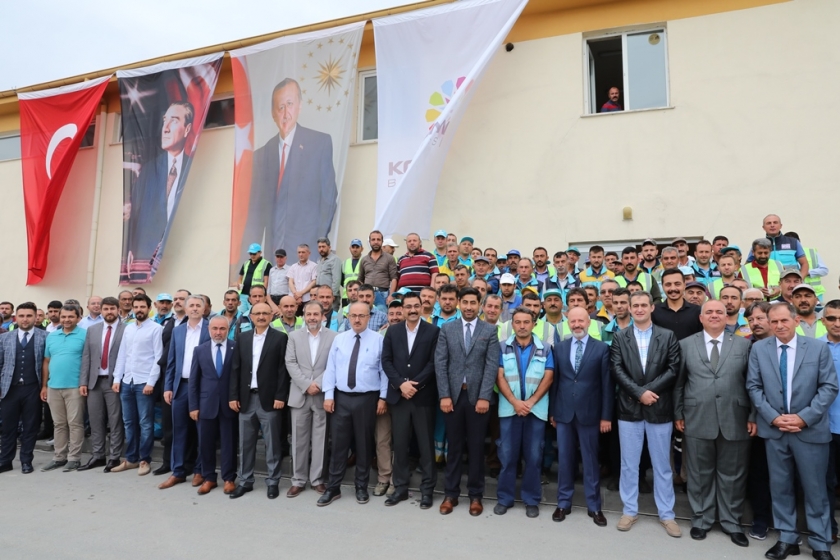 KOCASİNAN BELEDİYESİ’NDE COŞKULU BAYRAMLAŞMA