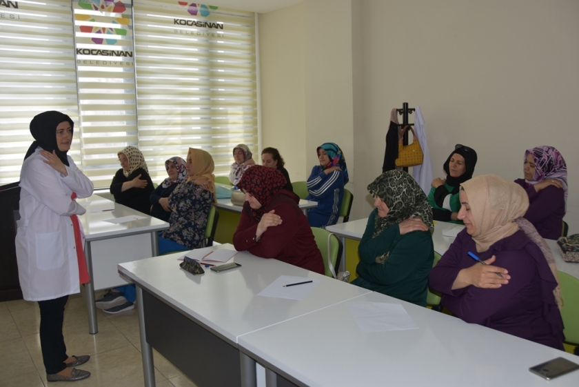 KOCASİNAN AKADEMİ EĞİTİMLE AİLE BAĞLARINI GÜÇLENDİRİYOR