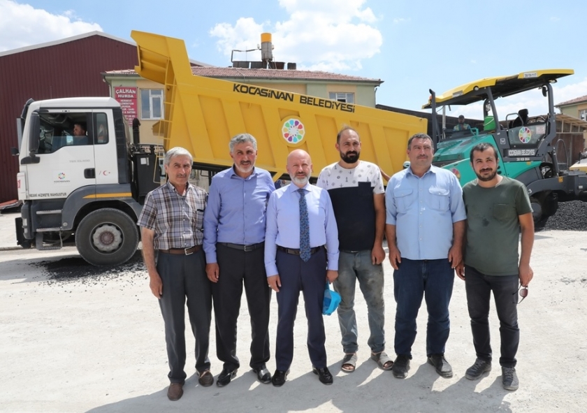 BAŞKAN ÇOLAKBAYRAKDAR ASFALT ÇALIŞMALARINI İNCELEDİ