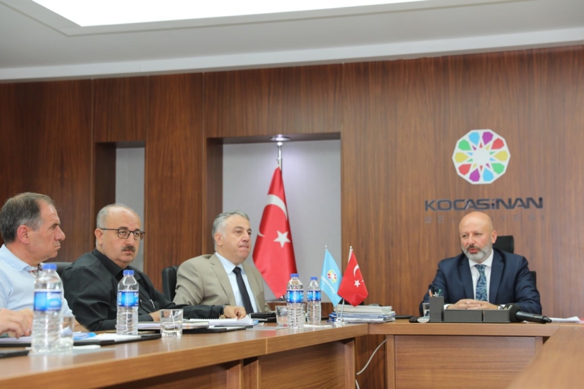 KOCASİNAN’DA DAHA YAŞANABİLİR BİR KAYSERİ İÇİN DEĞERLENDİRME TOPLANTISI