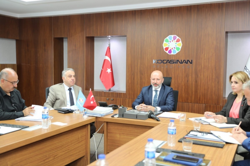 KOCASİNAN’DA DAHA YAŞANABİLİR BİR KAYSERİ İÇİN DEĞERLENDİRME TOPLANTISI