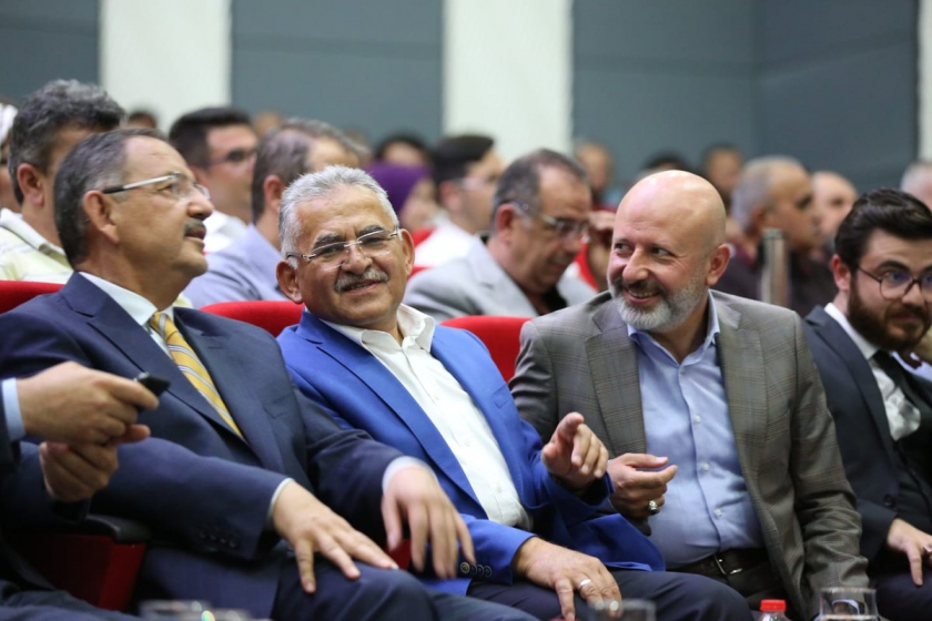 BAŞKAN ÇOLAKBAYRAKDAR, “SOSYAL BELEDİYECİLİK PROJELERİNE ÖNCÜLÜK EDİYORUZ”