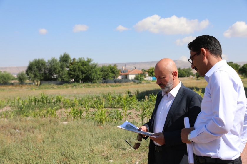 KOCASİNAN’DA HOCA AHMET YESEVİ MAHALLESİ YENİLENİYOR