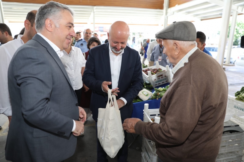 KOCASİNAN’DA YÜZDE 100 ORGANİK PAZAR AÇILDI