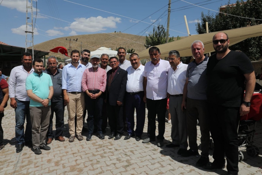 BAŞKAN ÇOLAKBAYRAKDARDAN ŞENLİK TADINDA BULUŞMA
