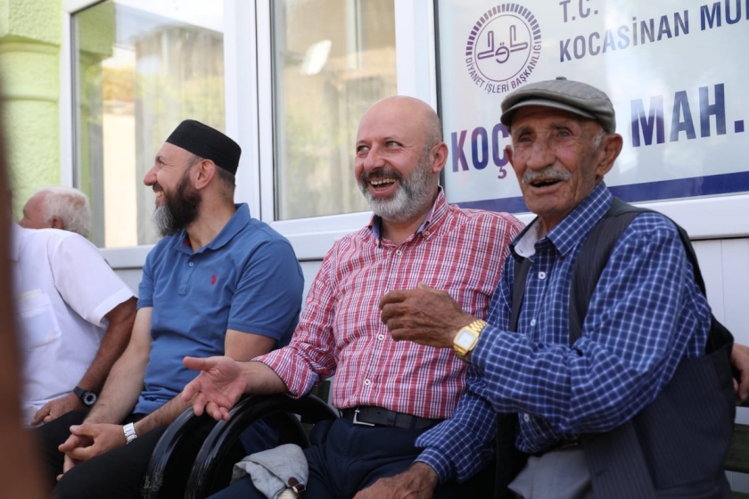 BAŞKAN ÇOLAKBAYRAKDARDAN ŞENLİK TADINDA BULUŞMA