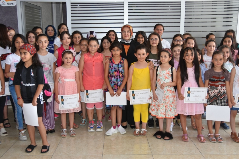KOCASİNANLI ÇOCUKLAR YAZ KURSLARIYLA EĞLENİRKEN ÖĞRENİYORLAR