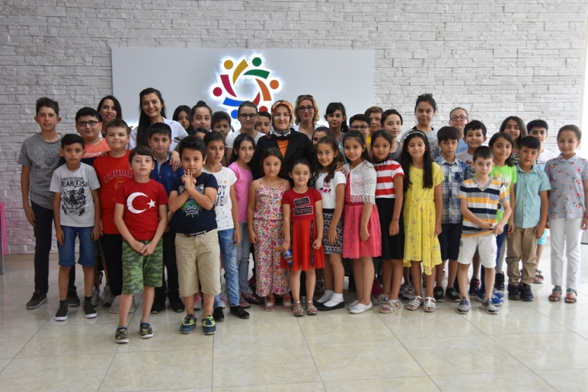 KOCASİNANLI ÇOCUKLAR YAZ KURSLARIYLA EĞLENİRKEN ÖĞRENİYORLAR