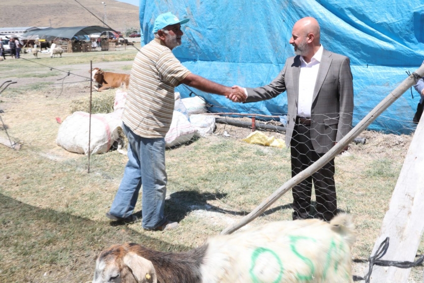 KOCASİNAN BELEDİYESİ’NDEN BAYRAM ÖNCESİ HİZMET SEFERBERLİĞİ