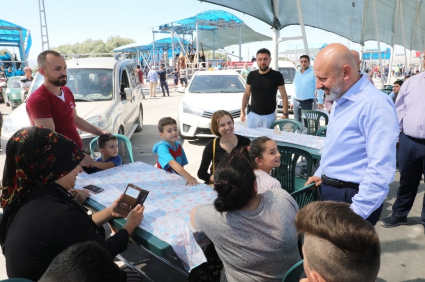 KOCASİNAN BELEDİYESİ’NDEN PROFESYONEL KURBAN HİZMETİ