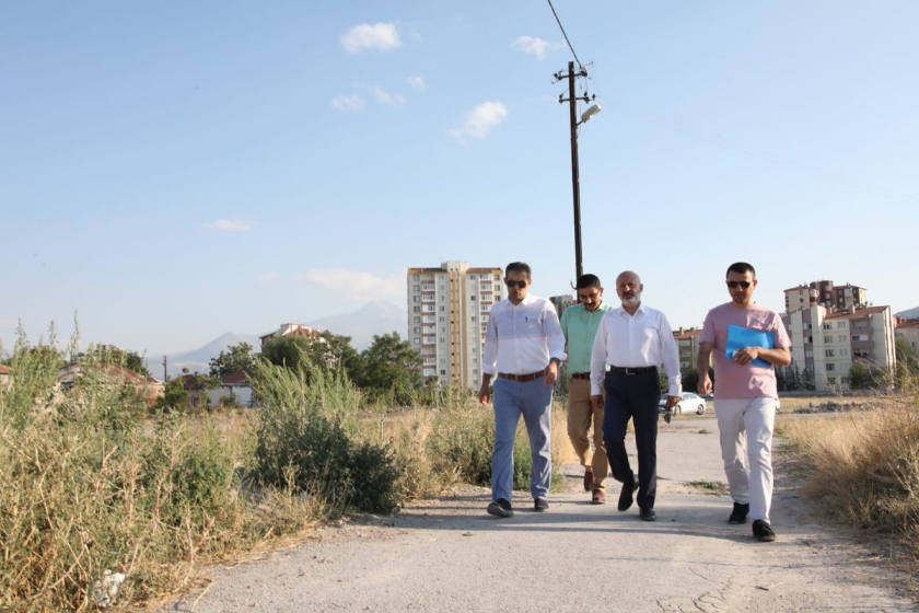 KOCASİNAN’DAN KAYSERİ’NİN TRAFİĞİNİ RAHATLATACAK YENİ YOL