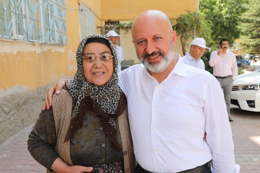 BAŞKAN ÇOLAKBAYRAKDAR, SOSYAL TESİSLERE BİR YENİSİNİ DAHA EKLİYOR