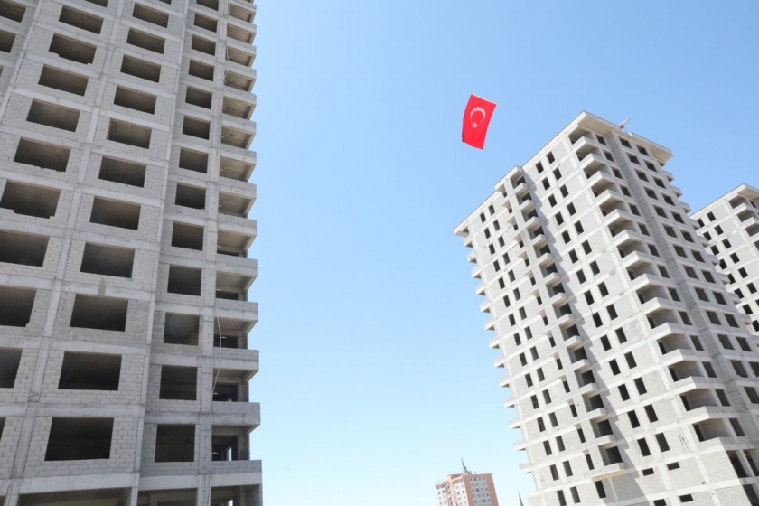 BAŞKAN ÇOLAKBAYRAKDAR, “TÜRKİYE’DE EN BÜYÜK KENTSEL DÖNÜŞÜMÜ GERÇEKLEŞTİRİYORUZ”