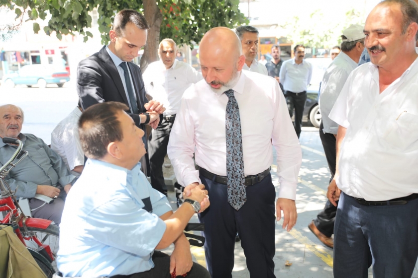 KOCASİNAN’DA VATANDAŞLARA BEREKETİN SİMGESİ AŞURE İKRAM EDİLDİ