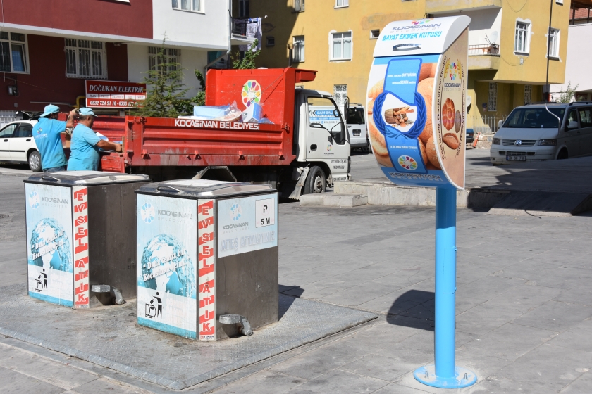 KOCASİNAN BELEDİYESİ, ÇEVRE DOSTU YERALTI KONTEYNER SAYISINI ARTIRIYOR