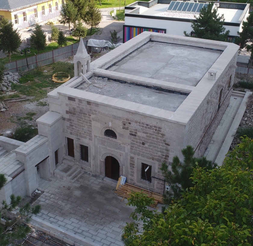  KOCASİNAN BELEDİYESİ, 2 ASIRLIK TARİHİ CAMİYİ RESTORE ETTİ.